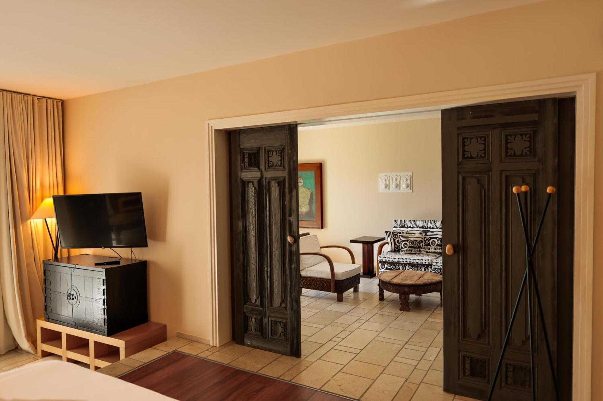 Sunset Suite