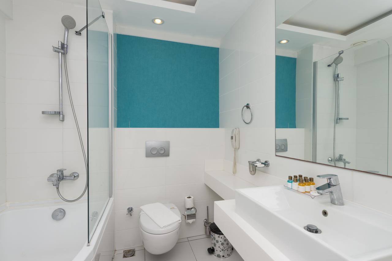Standard Double Room,559084920:JPEG